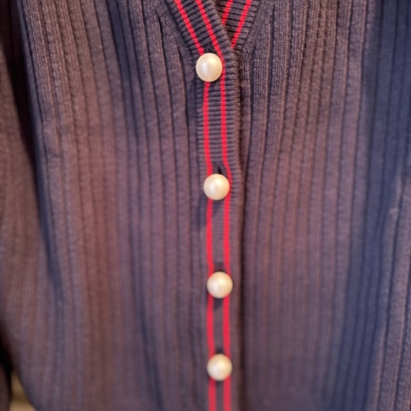 NWT Talbots Navy V-Neck Cardigan w Red Trim and Faux Pearl Accents SZ L - Picture 2 of 13